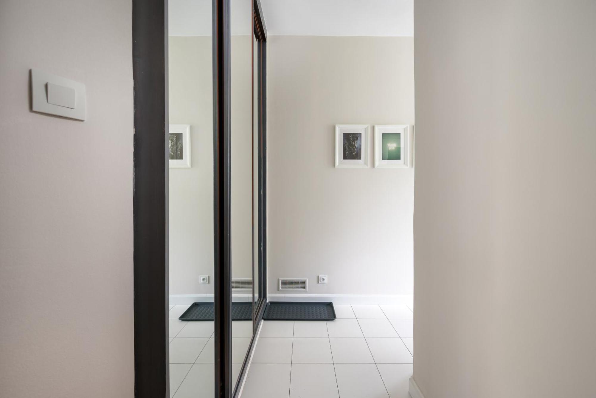 ורשה Wola Ratusz Homely Apartment מראה חיצוני תמונה
